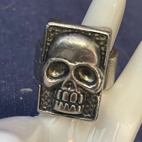 Silver Skull Adjustable Ring - Picture 2 of 4